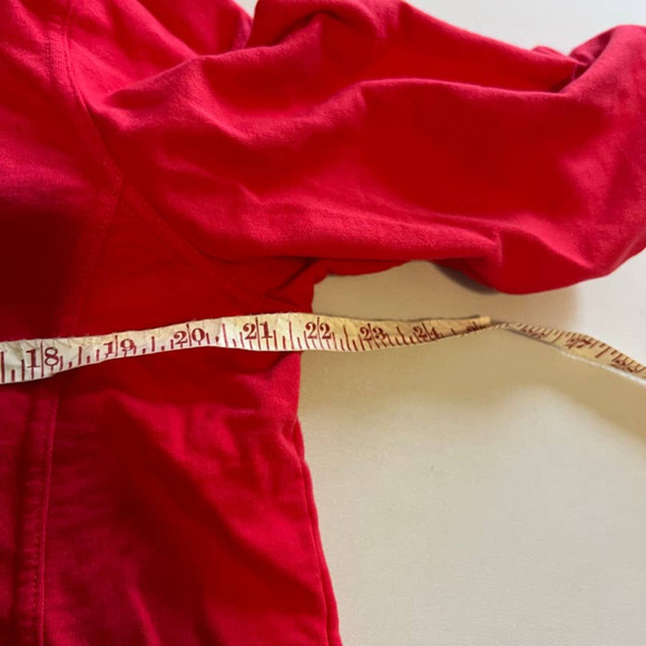 Onque Casual red white trim snap down casual top M - Picture 6 of 9